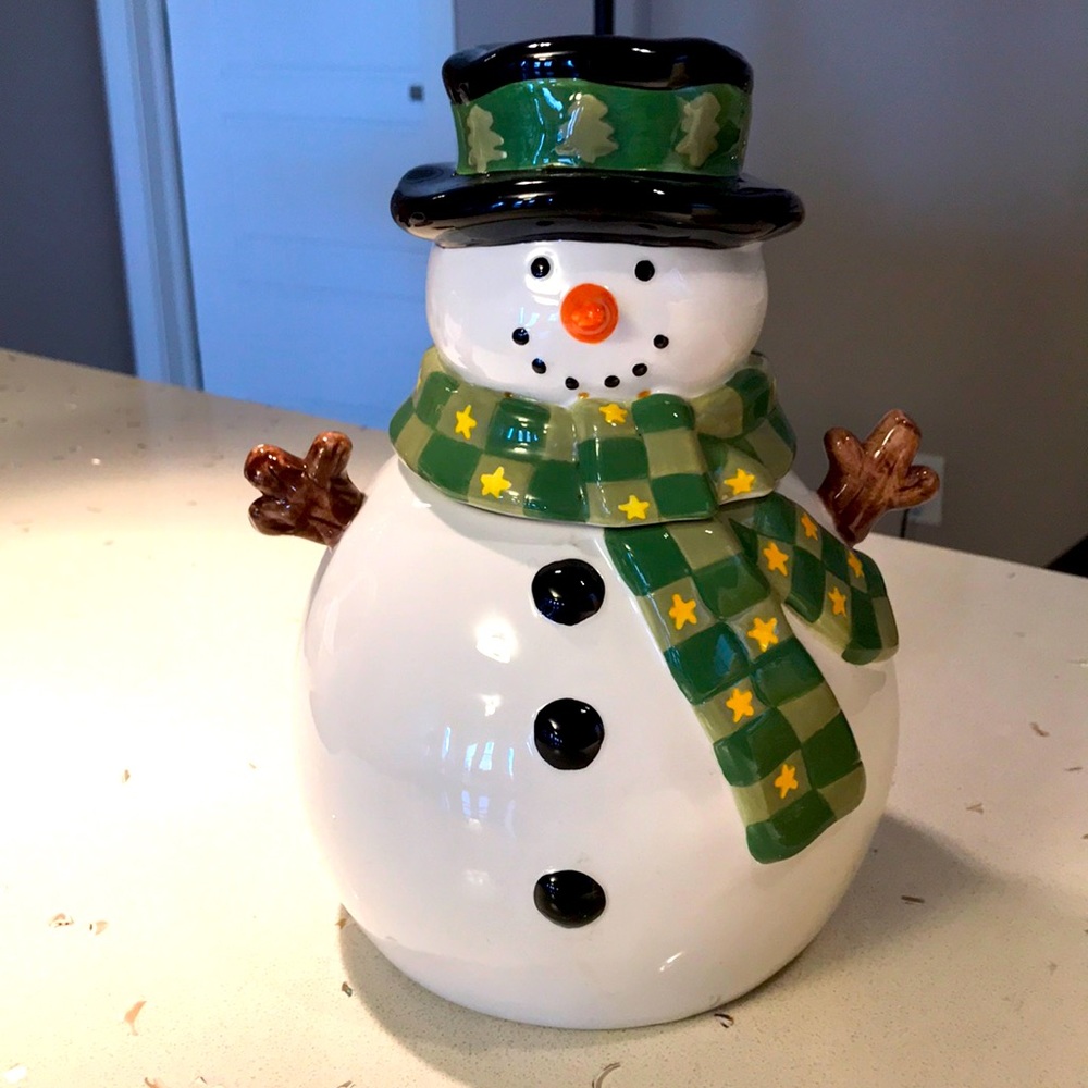 Snowman cookie jar